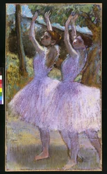 Ballerine in abiti viola, braccia alzate, c.1900